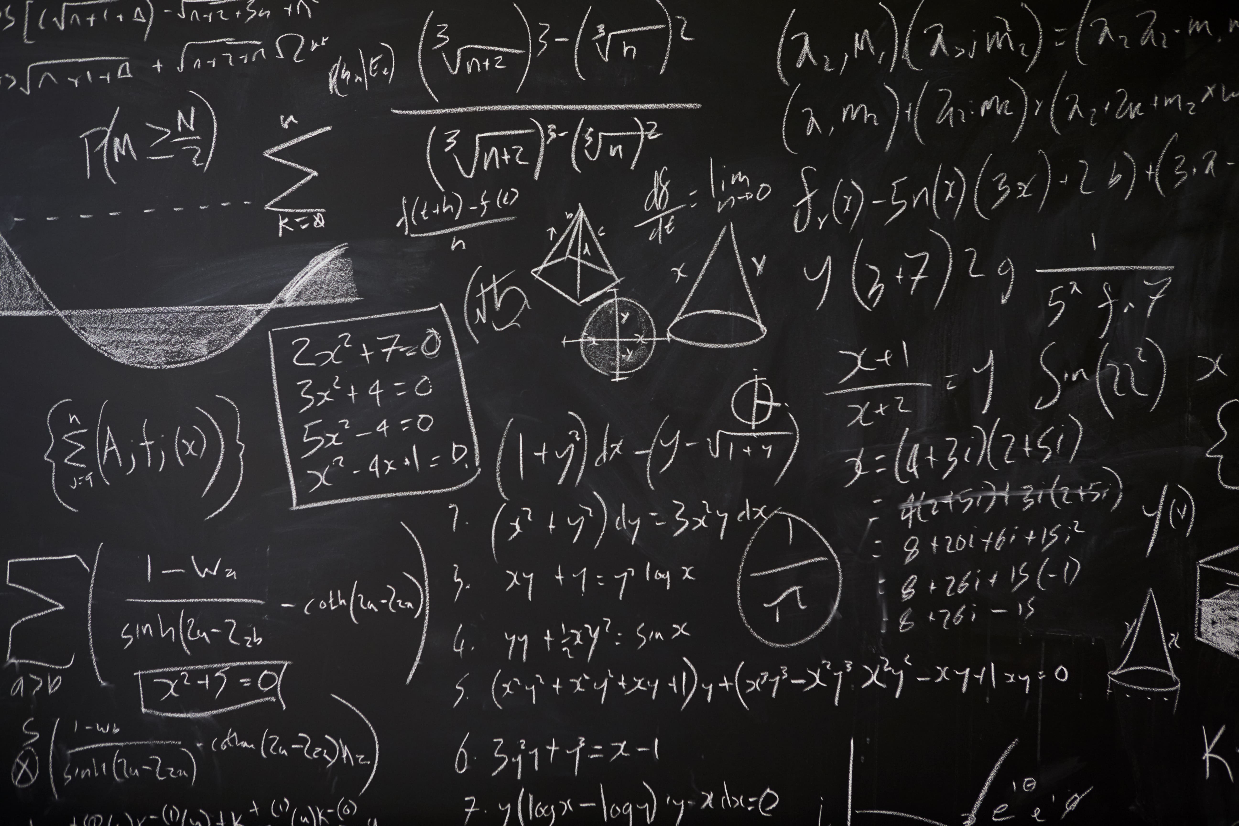 blackboard-with-maths-statistics-equations-and-PZ6Q57W-min